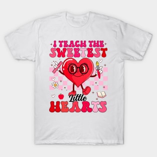 I Teach The Sweetest Little Hearts Valentines Day Teachers T-Shirt